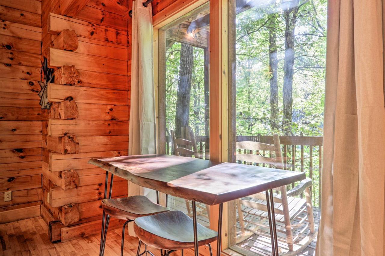 Cabin With Hot Tub And Deck, 3 Mi To Pigeon Forge Sevierville Buitenkant foto