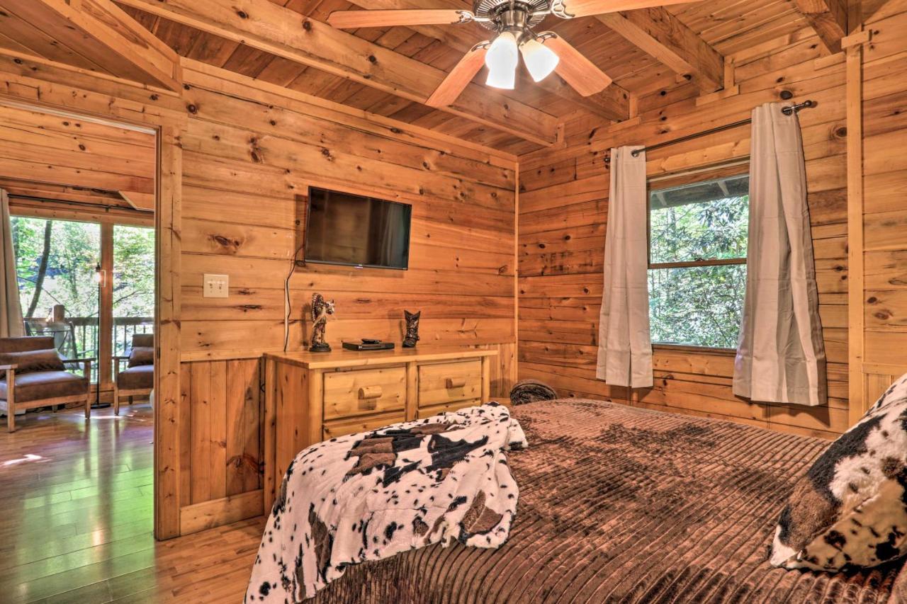 Cabin With Hot Tub And Deck, 3 Mi To Pigeon Forge Sevierville Buitenkant foto